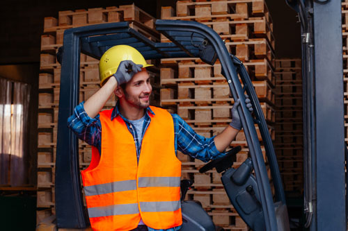 Trabajador en almacén